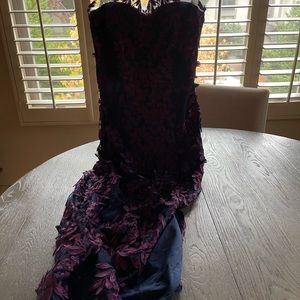 JSCollections long fitted dress.